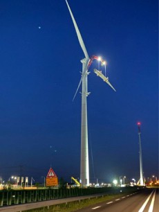 RWE Windpower Netherlands B.V. betreibt am Hafen von Eemshaven mehrere Strecken mit Windanlagen.